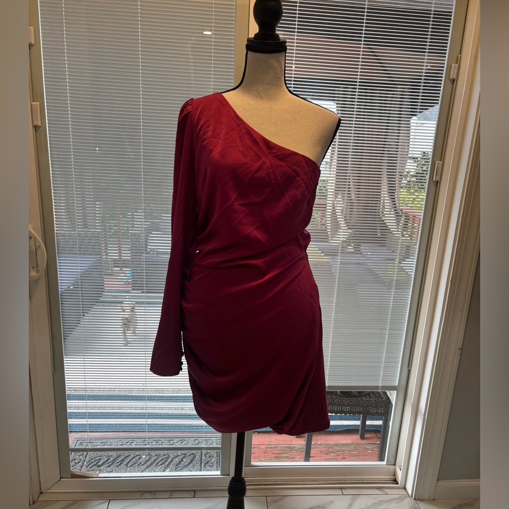 Lulus Happy Hour Chic Magenta Satin Ruched One-Shoulder Mini Dress size:M